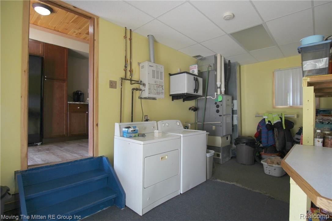 43221 Fret Road Belleville, MI 48111 - Photo 20 of 34 jFret Rd Laundry Room.jpg