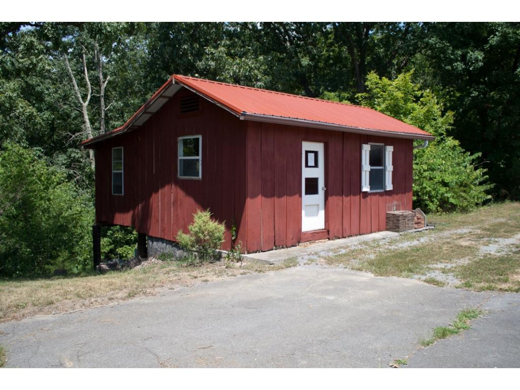 125 Shell Hollow Road Watauga, TN 37694 - Photo 3 of 15 workshop