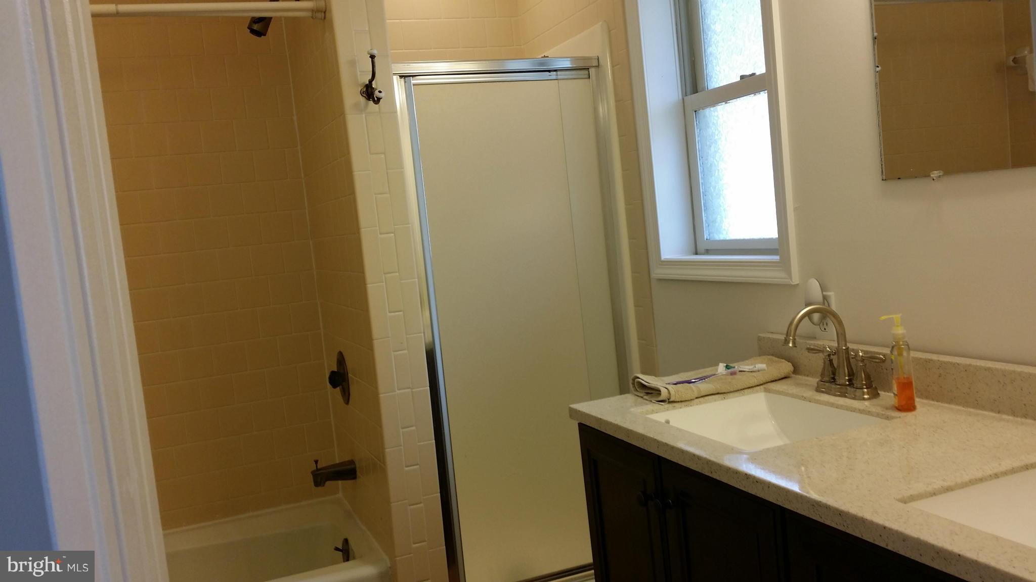 1514 Mayfield Road Edgewater, MD 21037 - Photo 15 of 30 Full Bath - Main Level
