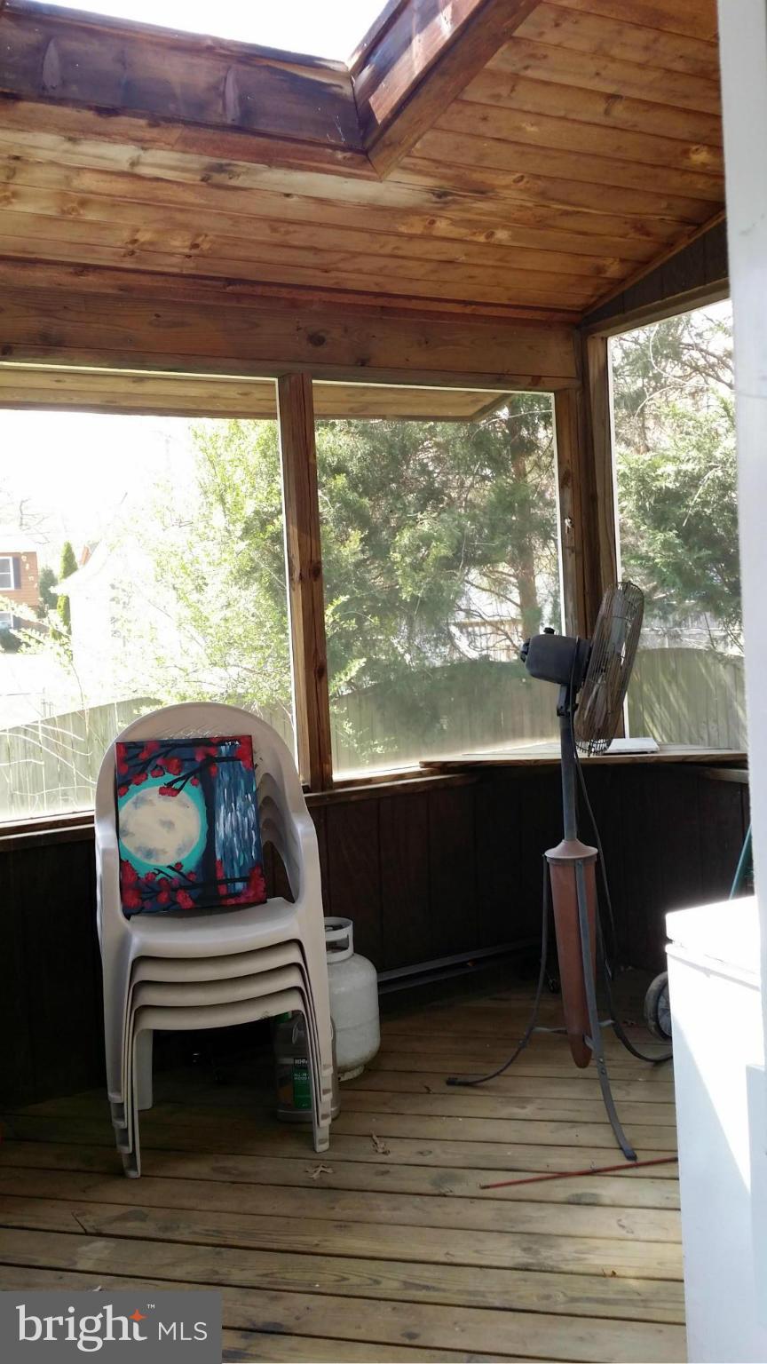 1514 Mayfield Road Edgewater, MD 21037 - Photo 28 of 30 Screened In Porch