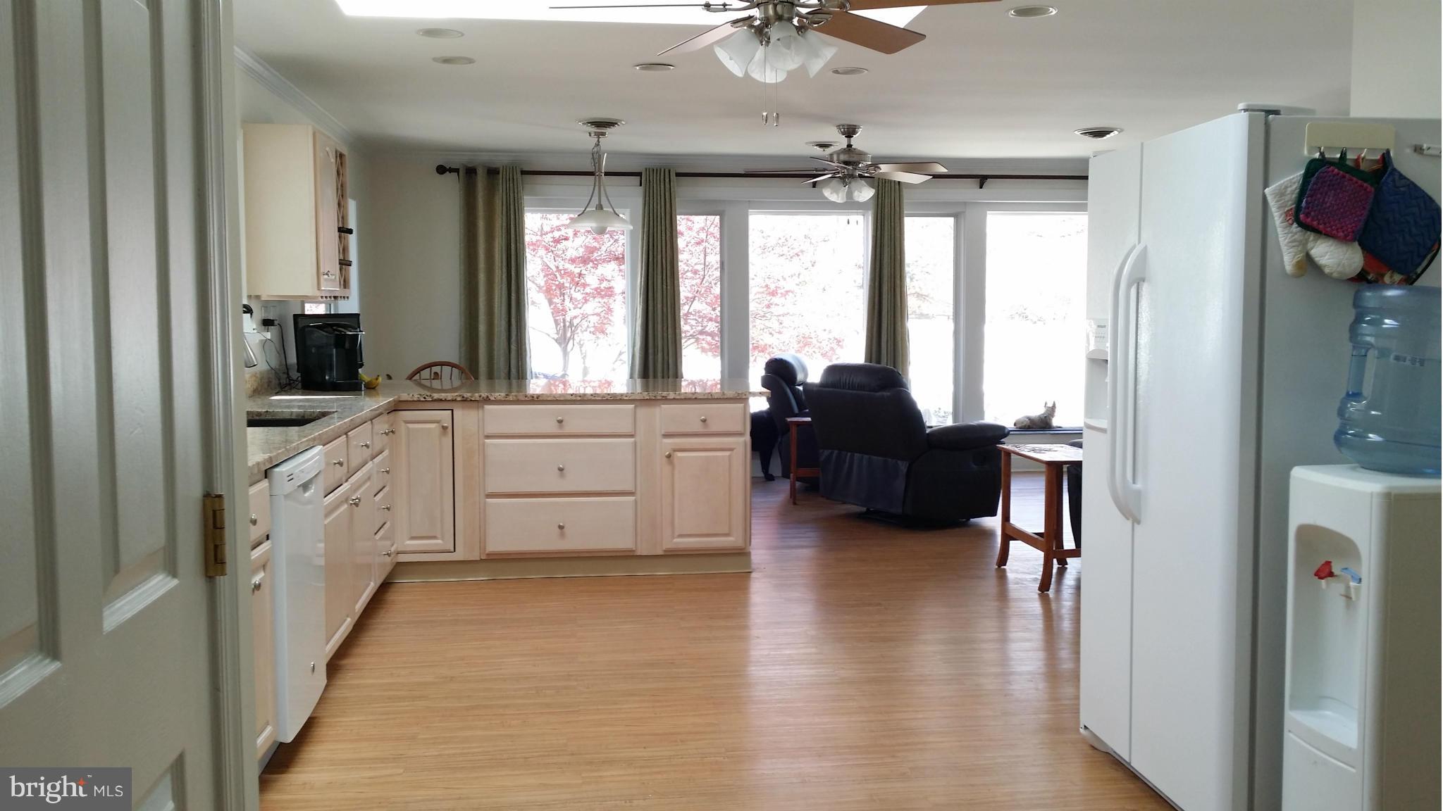 1514 Mayfield Road Edgewater, MD 21037 - Photo 10 of 30 Kitchen