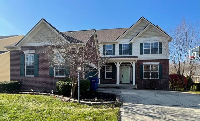 $460,000 | 7156 Maple Bluff Place, Indianapolis, IN 46236