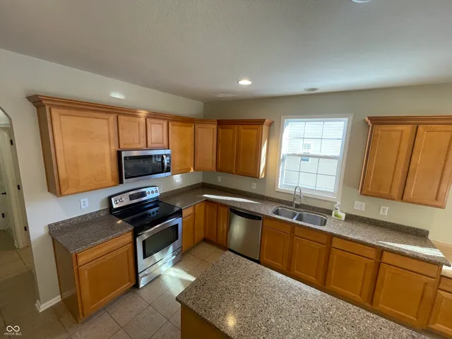 $470,000 | 7156 Maple Bluff Place, Indianapolis, IN 46236