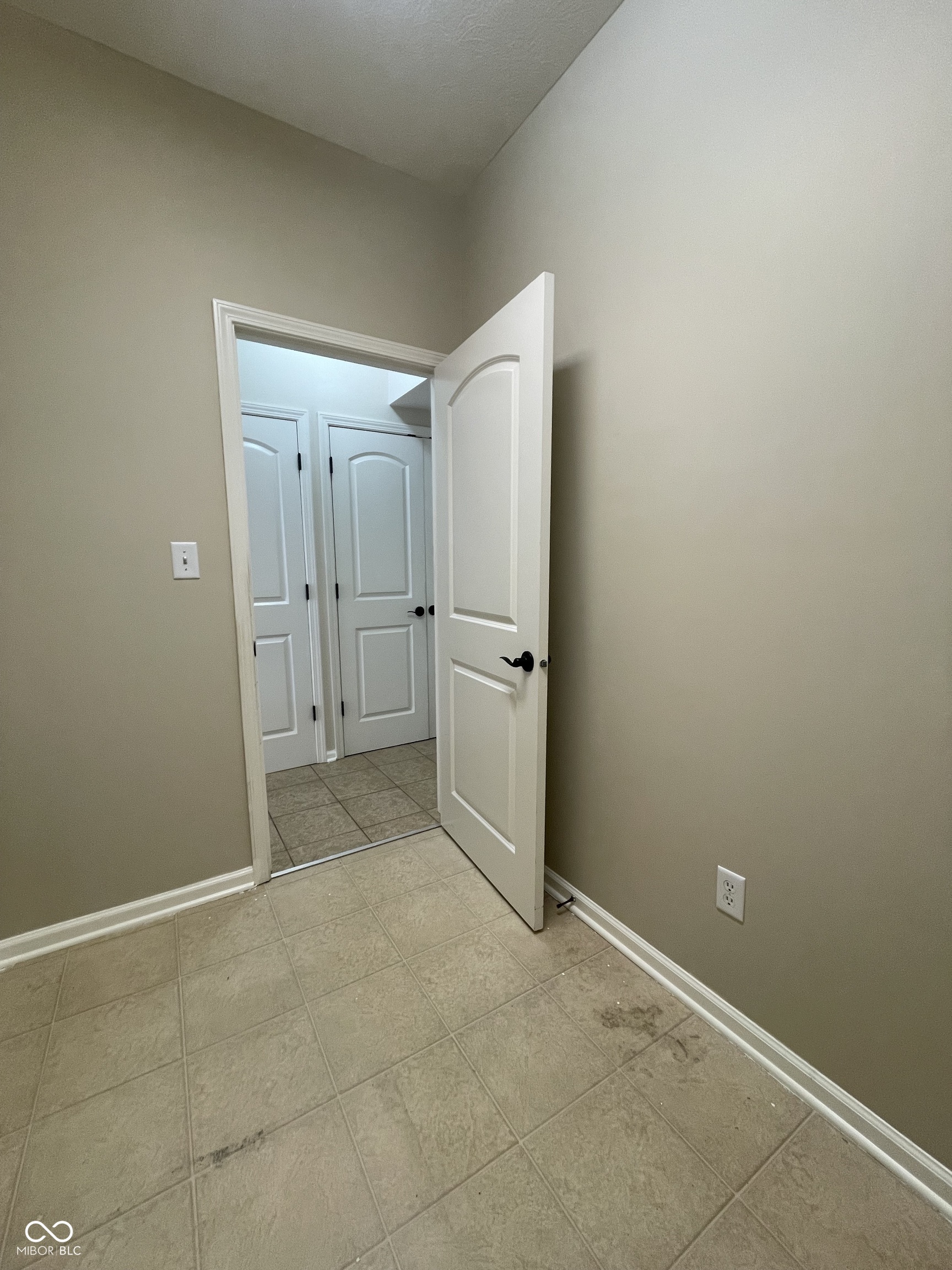 7156 Maple Bluff Place Indianapolis, IN 46236 - Photo 33 of 64