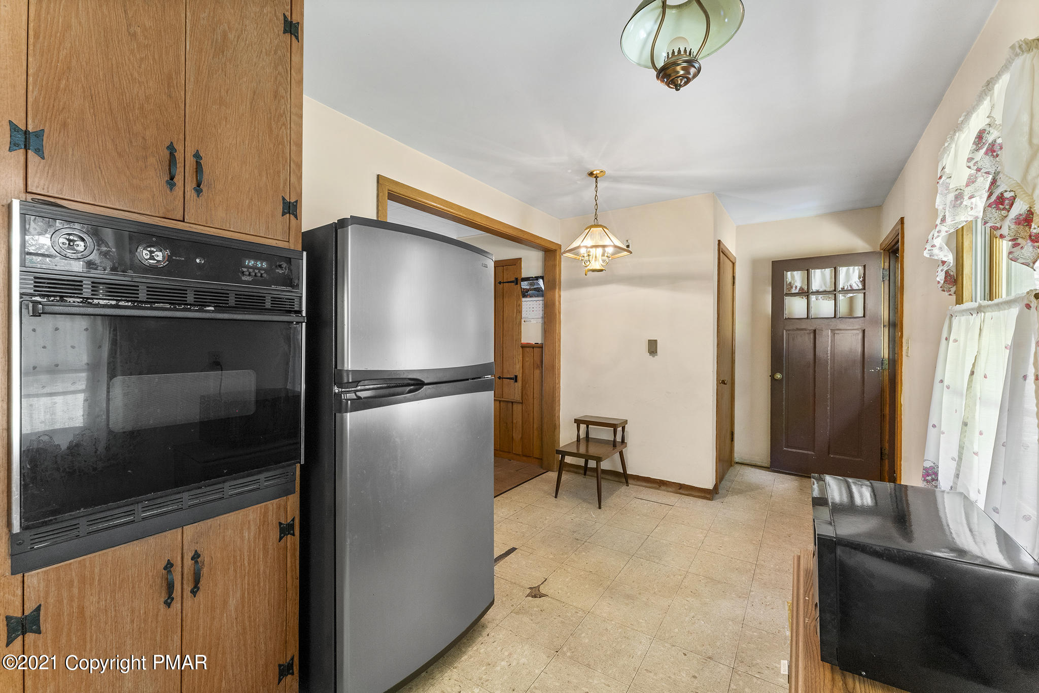 617 George Place Bushkill, PA 18324 - Photo 7 of 23 617 George Pl
