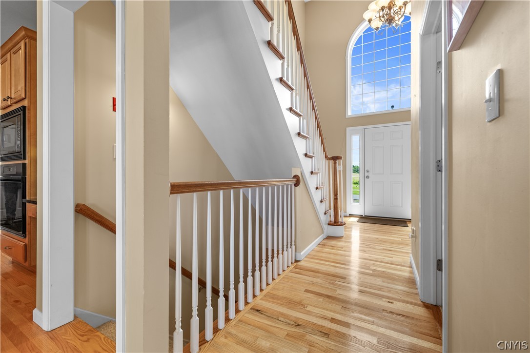 635 Higby Road New Hartford, NY 13501 - Photo 12 of 49