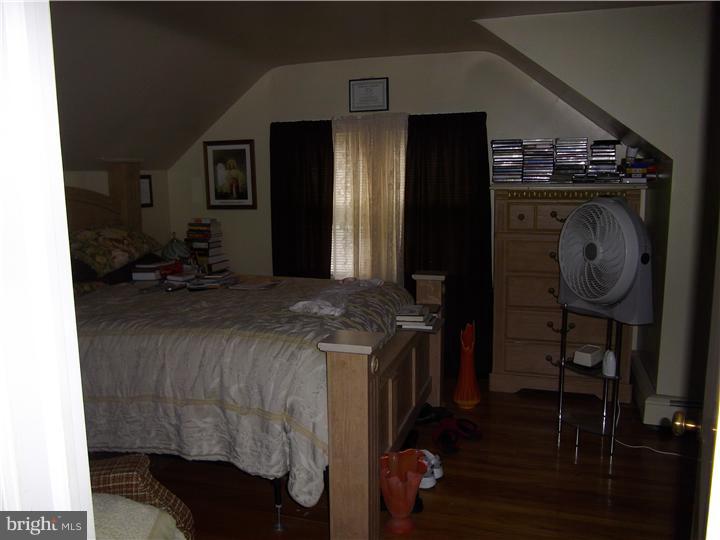 313 Birchwood Road Aldan, PA 19018 - Photo 11 of 22 Bedroom 2