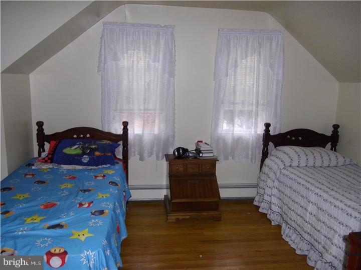 313 Birchwood Road Aldan, PA 19018 - Photo 12 of 22 Bedroom 3