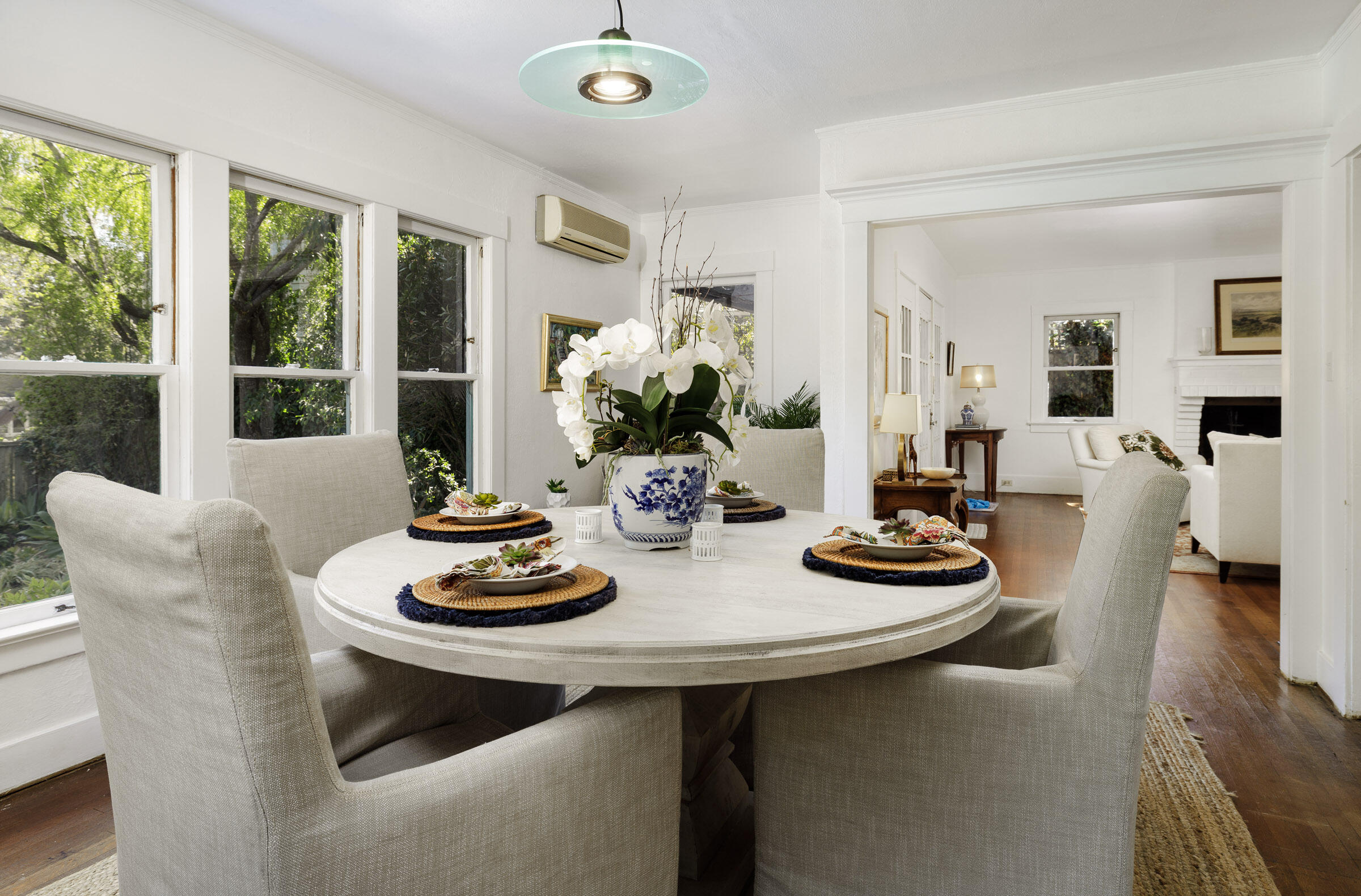 411 East Islay Street Santa Barbara, CA 93101 - Photo 11 of 27 411 E Islay_0019