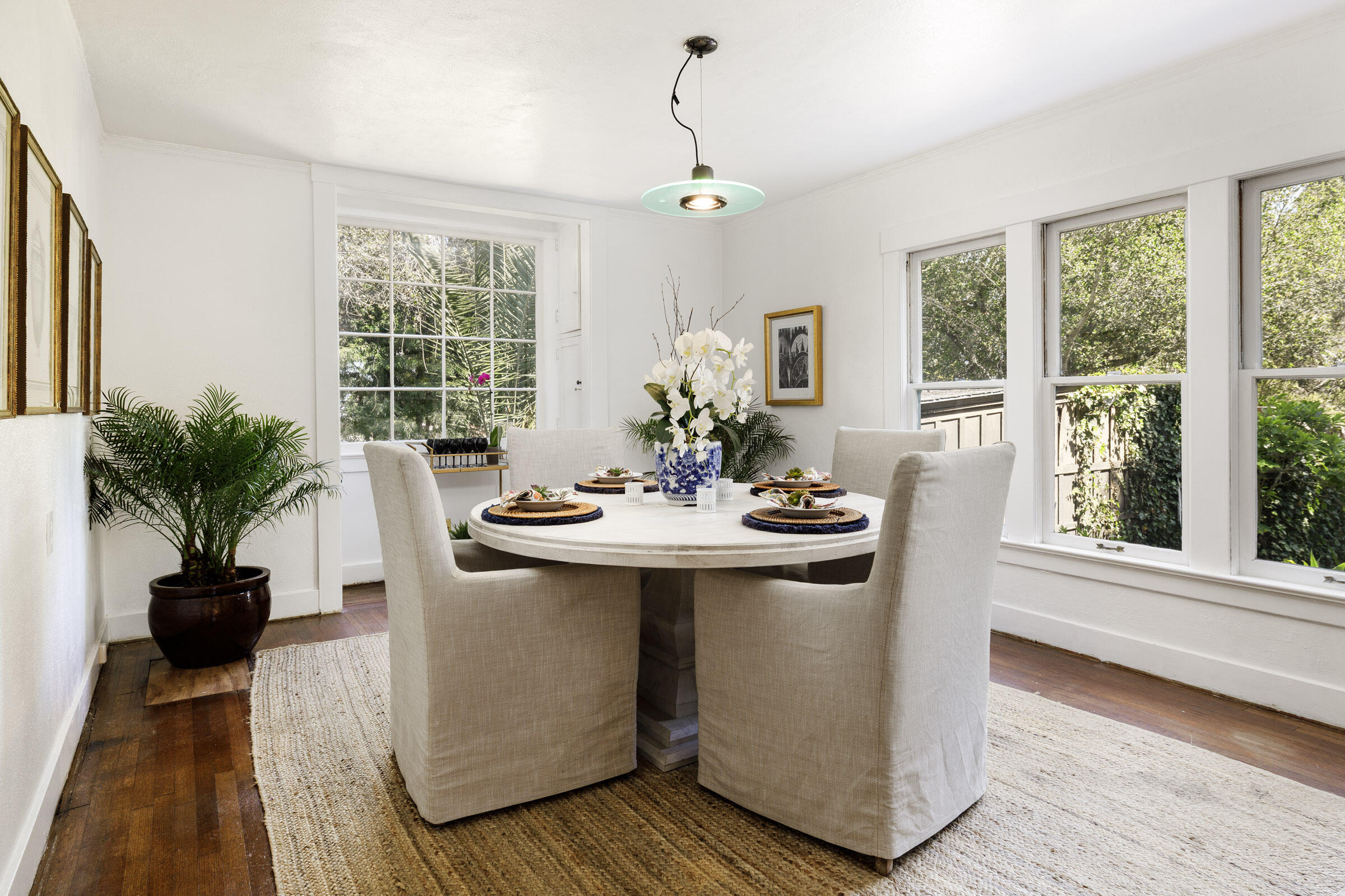 411 East Islay Street Santa Barbara, CA 93101 - Photo 10 of 27 411 E Islay_0018