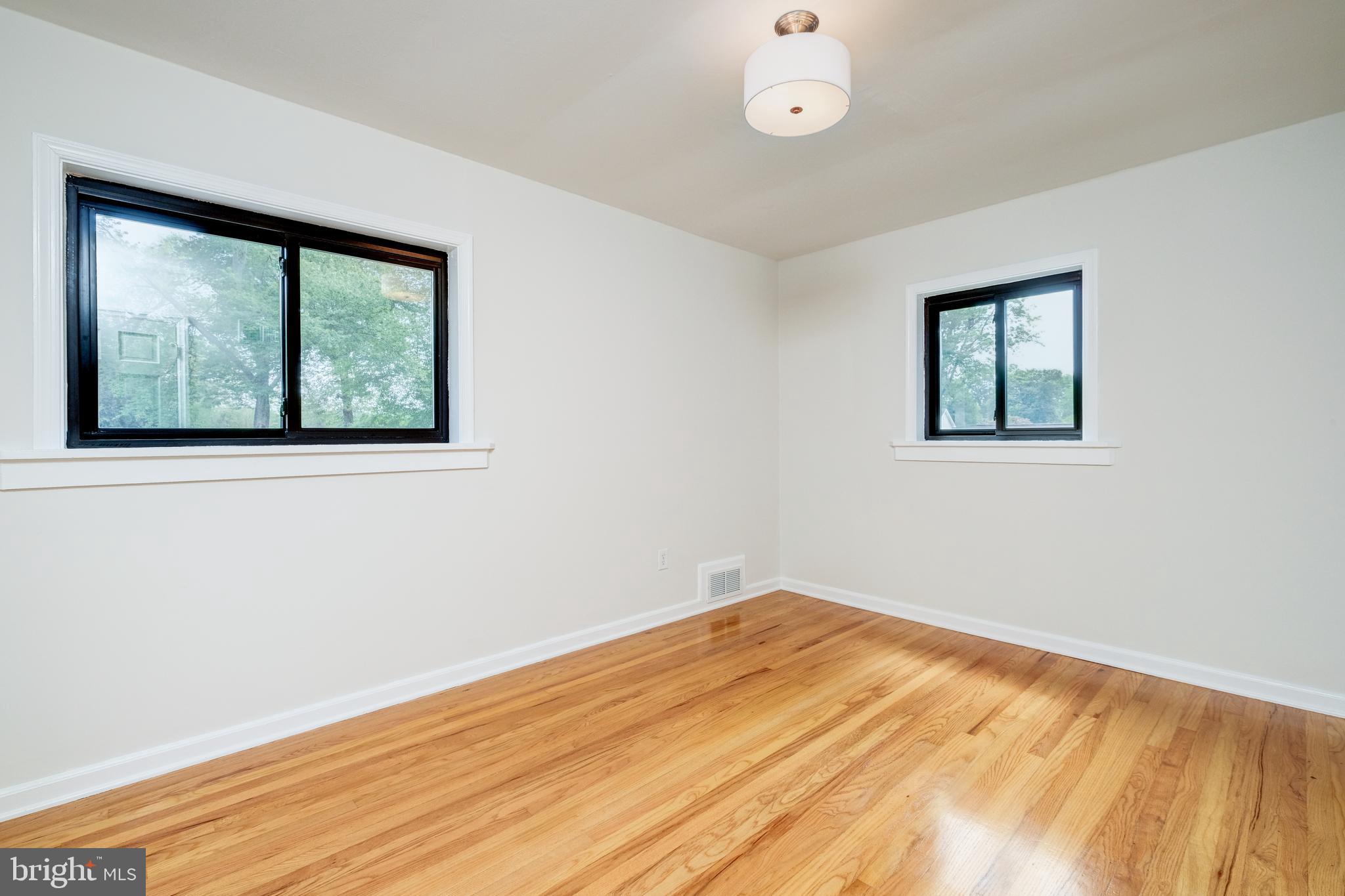 7026 Quander Road Alexandria, VA 22307 - Photo 18 of 50