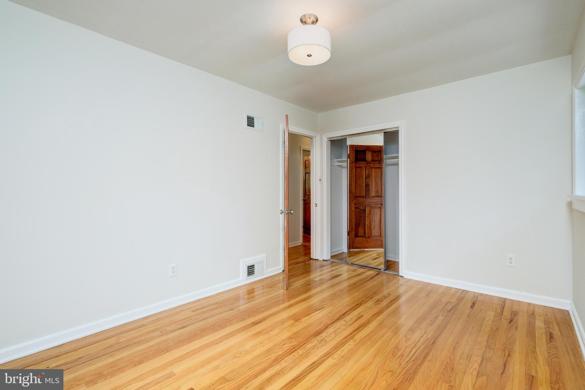 7026 Quander Road Alexandria, VA 22307 - Photo 19 of 50