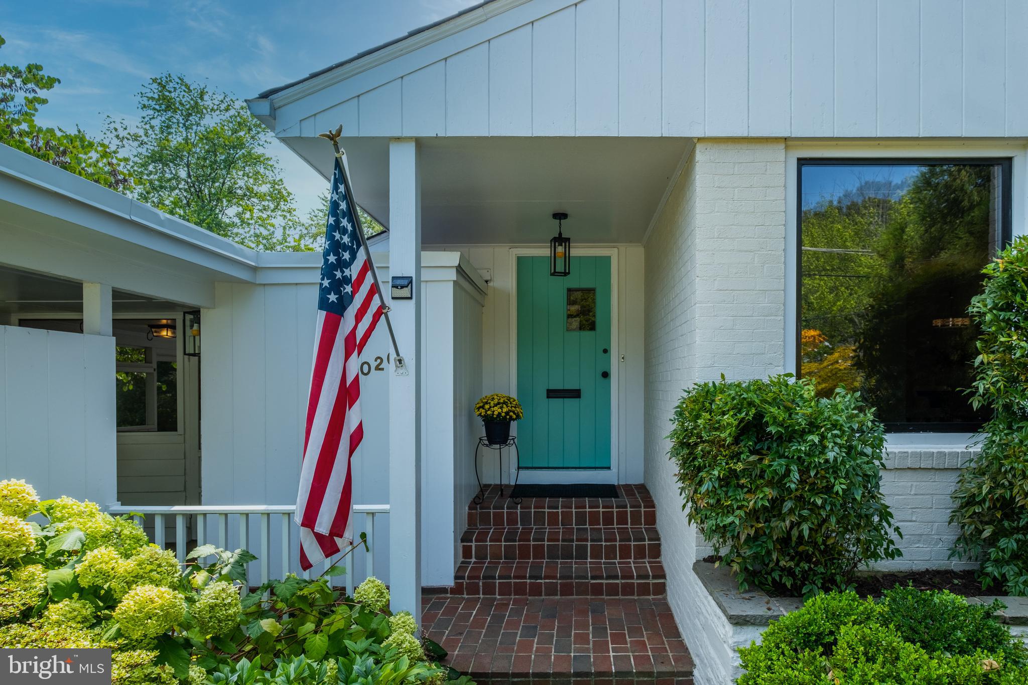 7026 Quander Road Alexandria, VA 22307 - Photo 3 of 50