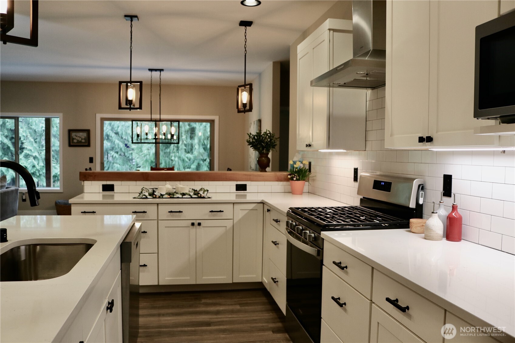 1377 Alger Cain Lake Road Sedro-Woolley, WA 98284 - Photo 6 of 40