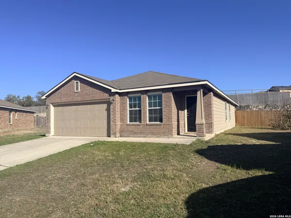 $1,795 | 25002 Marshall, San Antonio, TX 78261