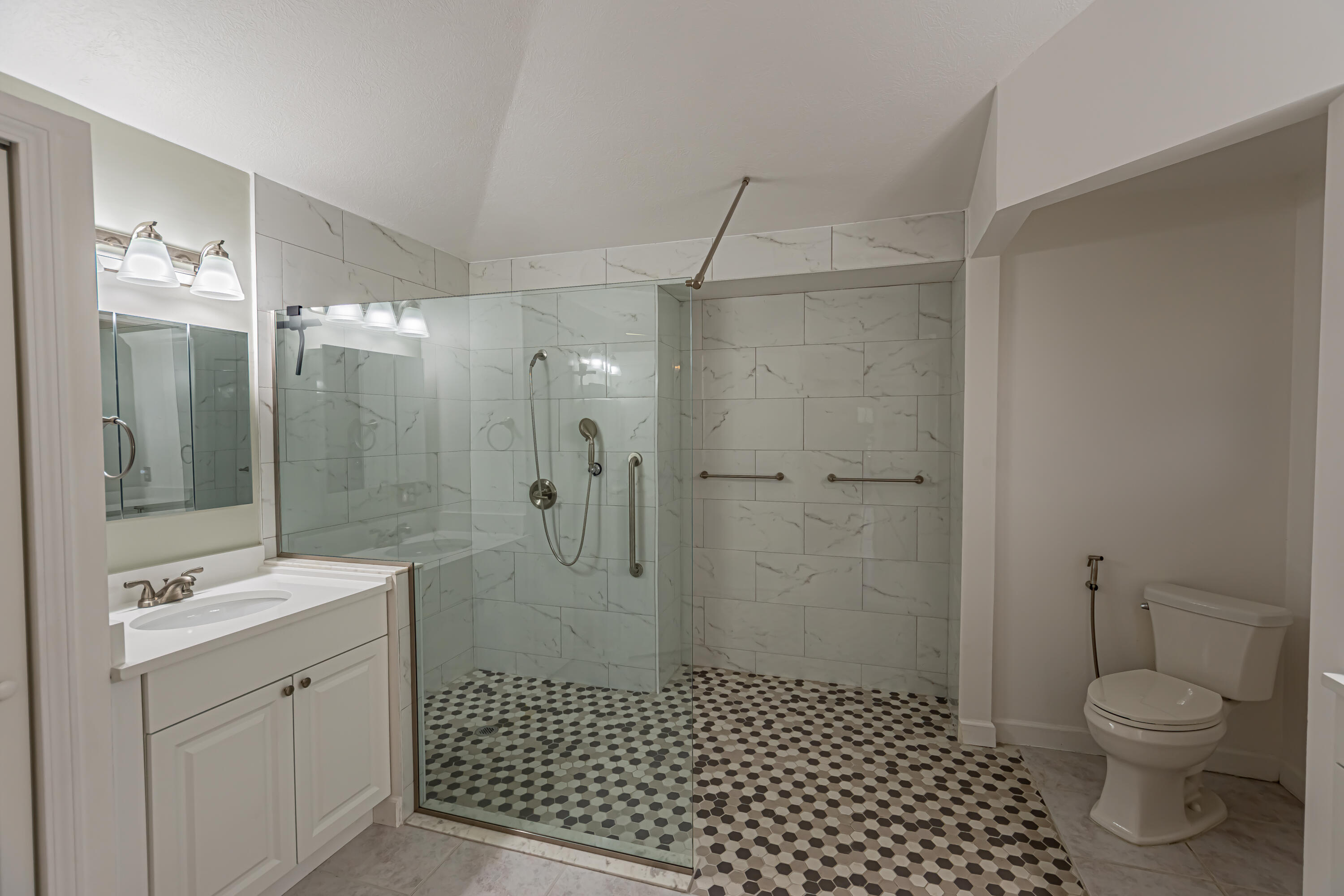 201 Southeast Rios Place Port St. Lucie, FL 34984 - Photo 12 of 21 DSC_5146-HDR