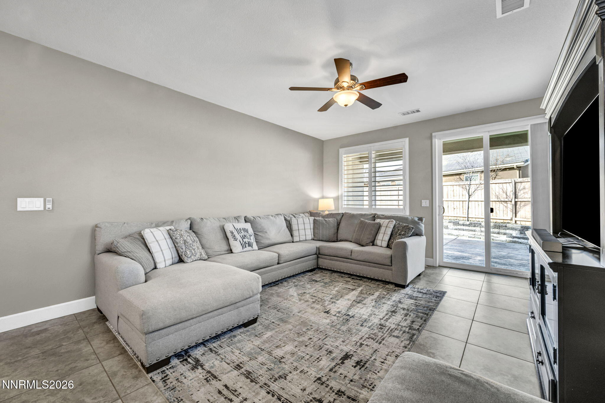 10145 Toltec Court Reno, NV 89521 - Photo 16 of 53 17-web-or-mls-10145-toltec-ct