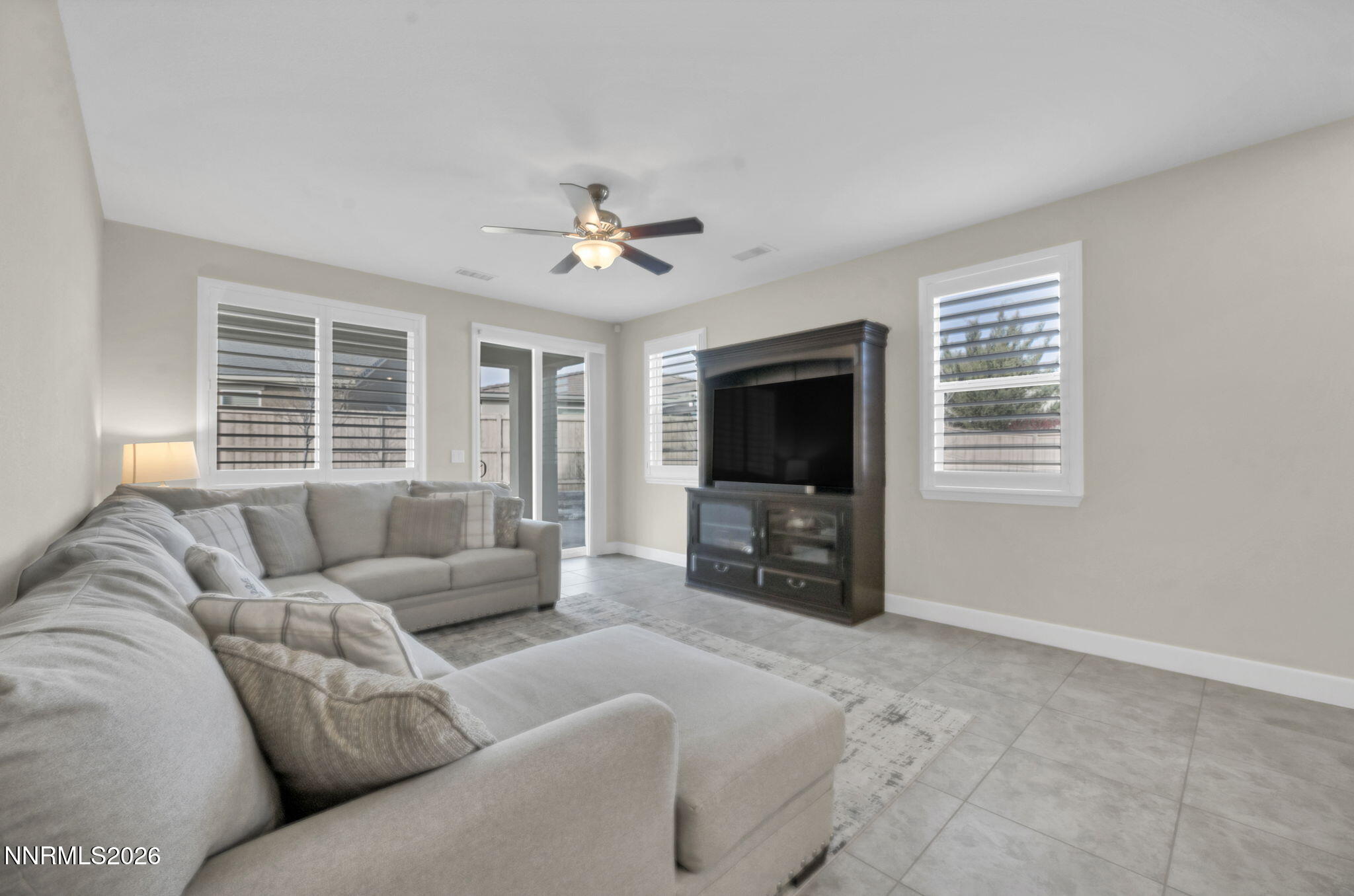 10145 Toltec Court Reno, NV 89521 - Photo 20 of 53 21-web-or-mls-10145-toltec-ct