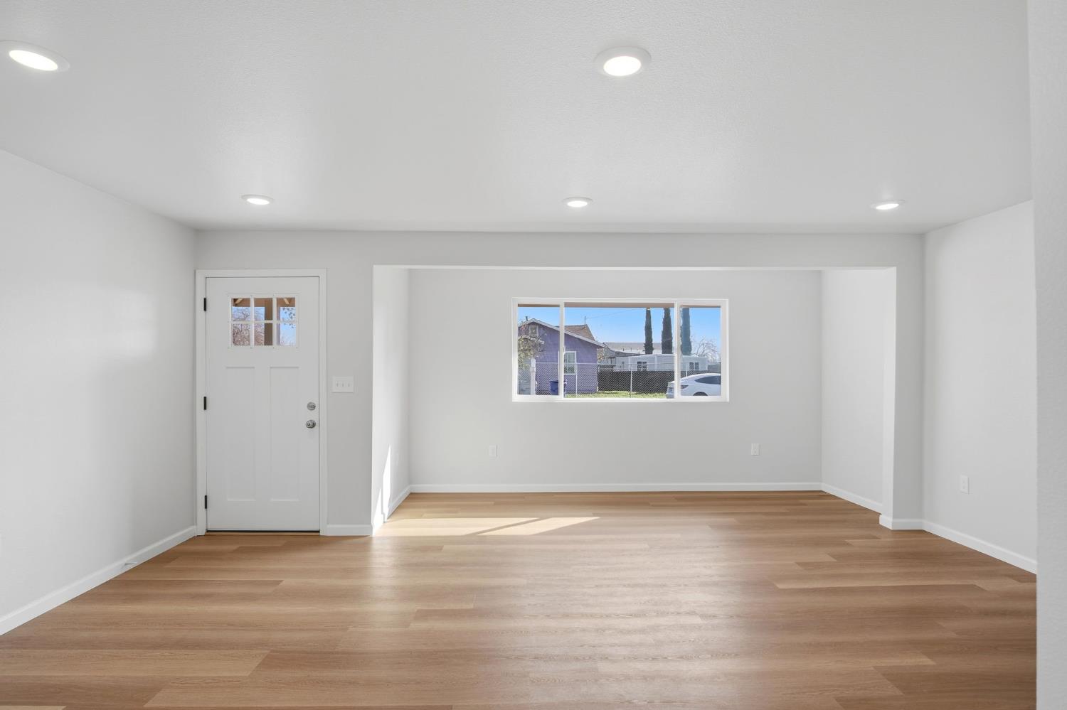 3447 Manchester Road Atwater, CA 95301 - Photo 7 of 31 a view of an empty room