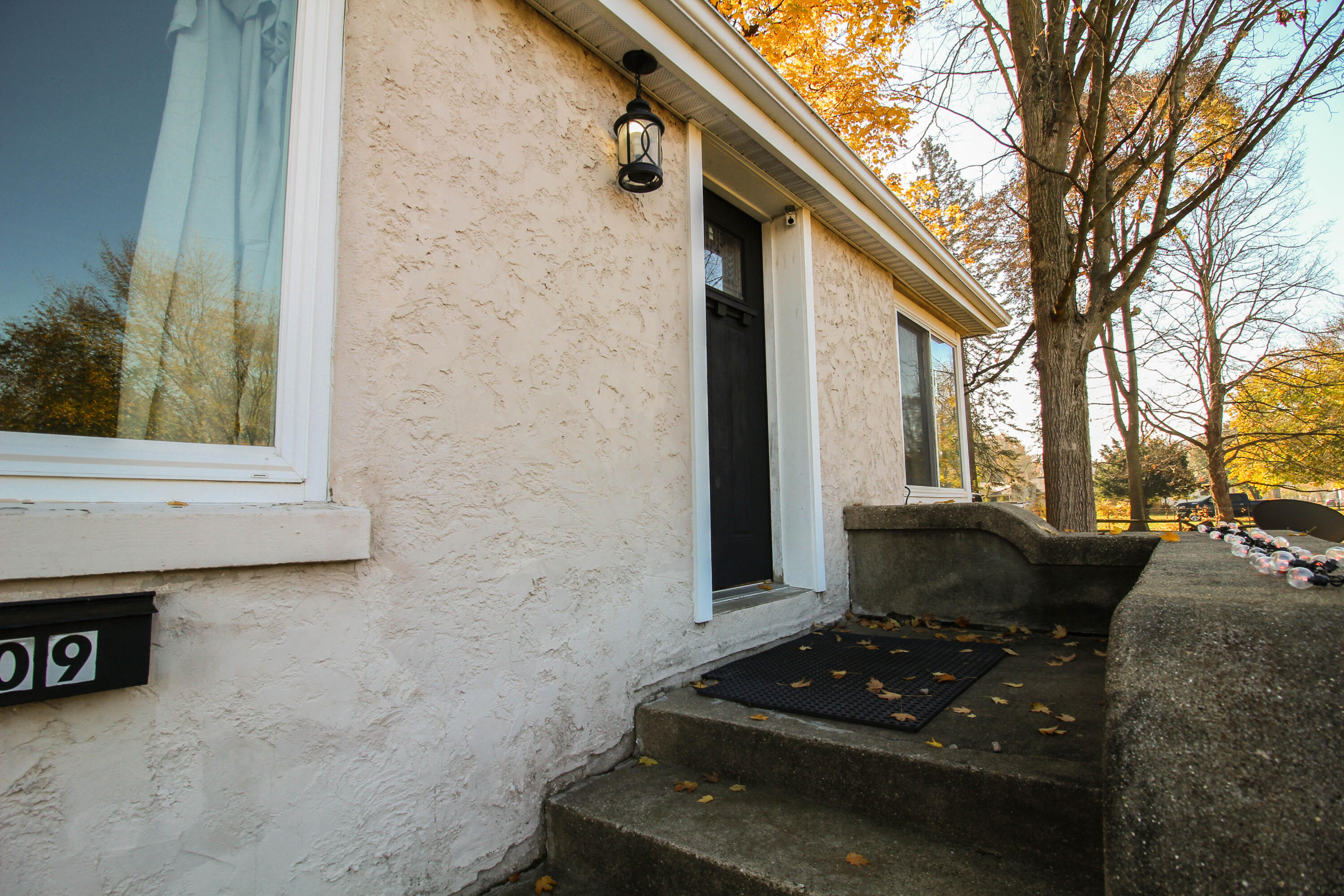 909 North Main Street Three Rivers, MI 49093 - Photo 3 of 24 N Main (1 of 24)