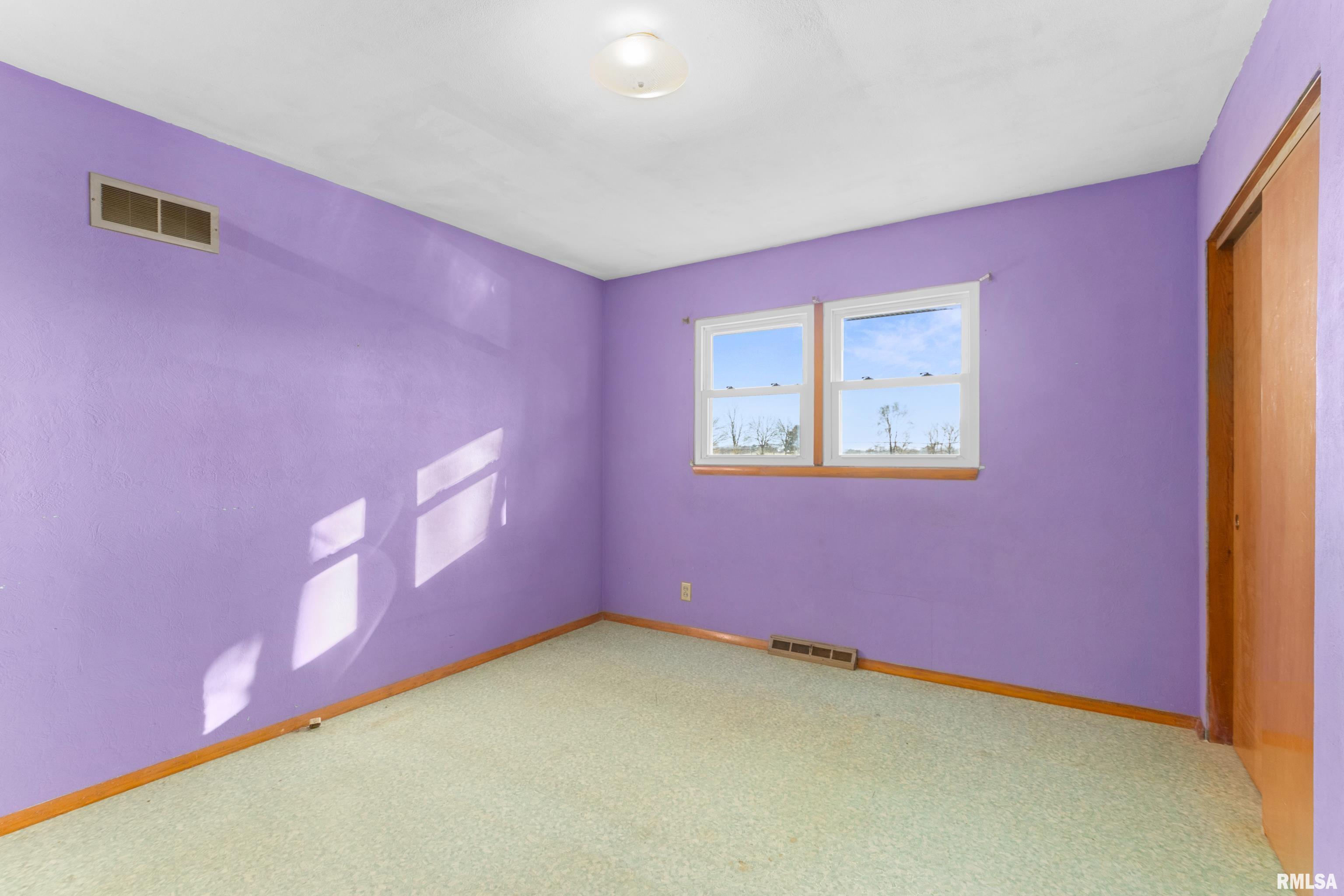 13107 Hurt Road Pekin, IL 61554 - Photo 21 of 32