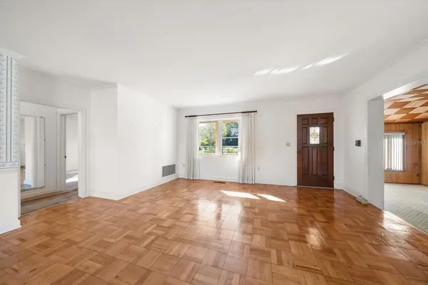 $449,000 | 1524 Maple Street, Clearwater, FL 33755