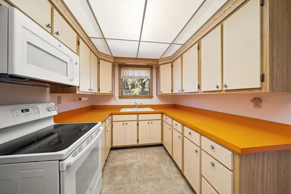 $449,000 | 1524 Maple Street, Clearwater, FL 33755