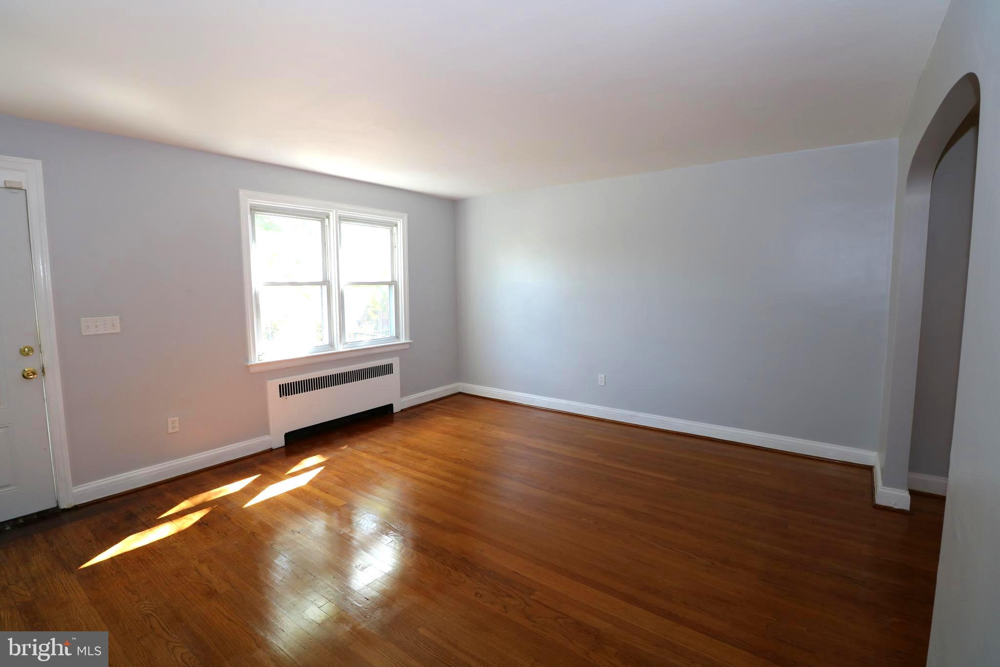3904 Yolando Road Baltimore, MD 21218 - Photo 5 of 32