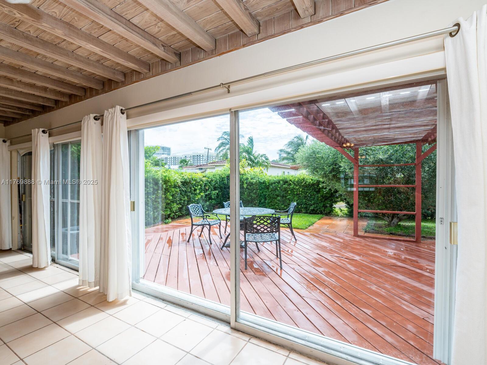 9441 Byron Avenue Surfside, FL 33154 - Photo 22 of 80