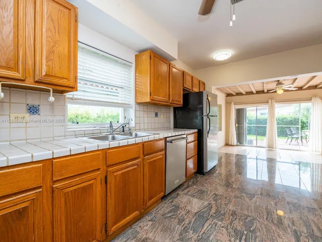 $6,000 | 9441 Byron Avenue, Surfside, FL 33154