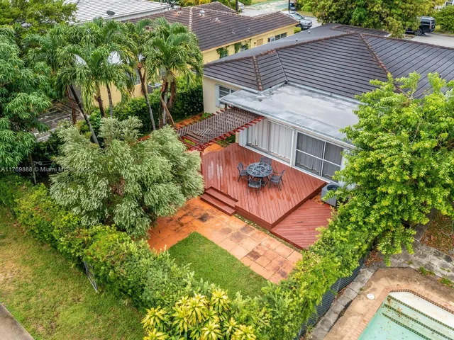 $6,000 | 9441 Byron Avenue, Surfside, FL 33154