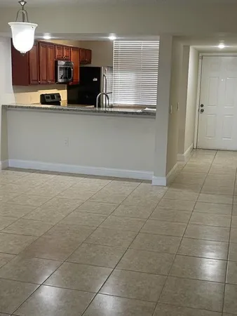 $2,500 | 3516 Whitehall Drive, Unit 303, West Palm Beach, FL 33401
