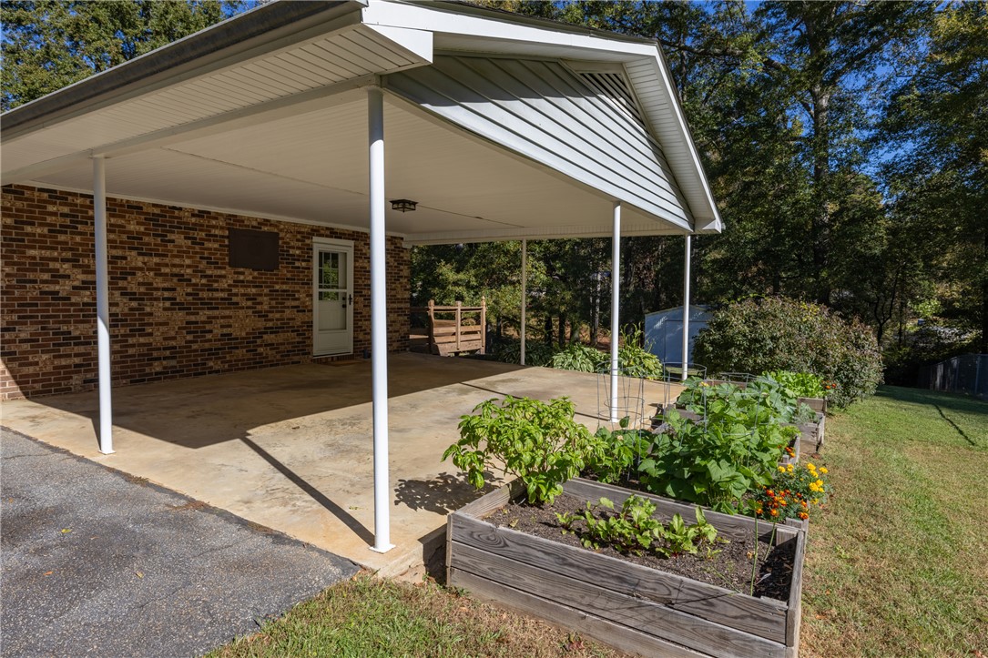 105 Scott Drive Seneca, SC 29678 - Photo 14 of 21