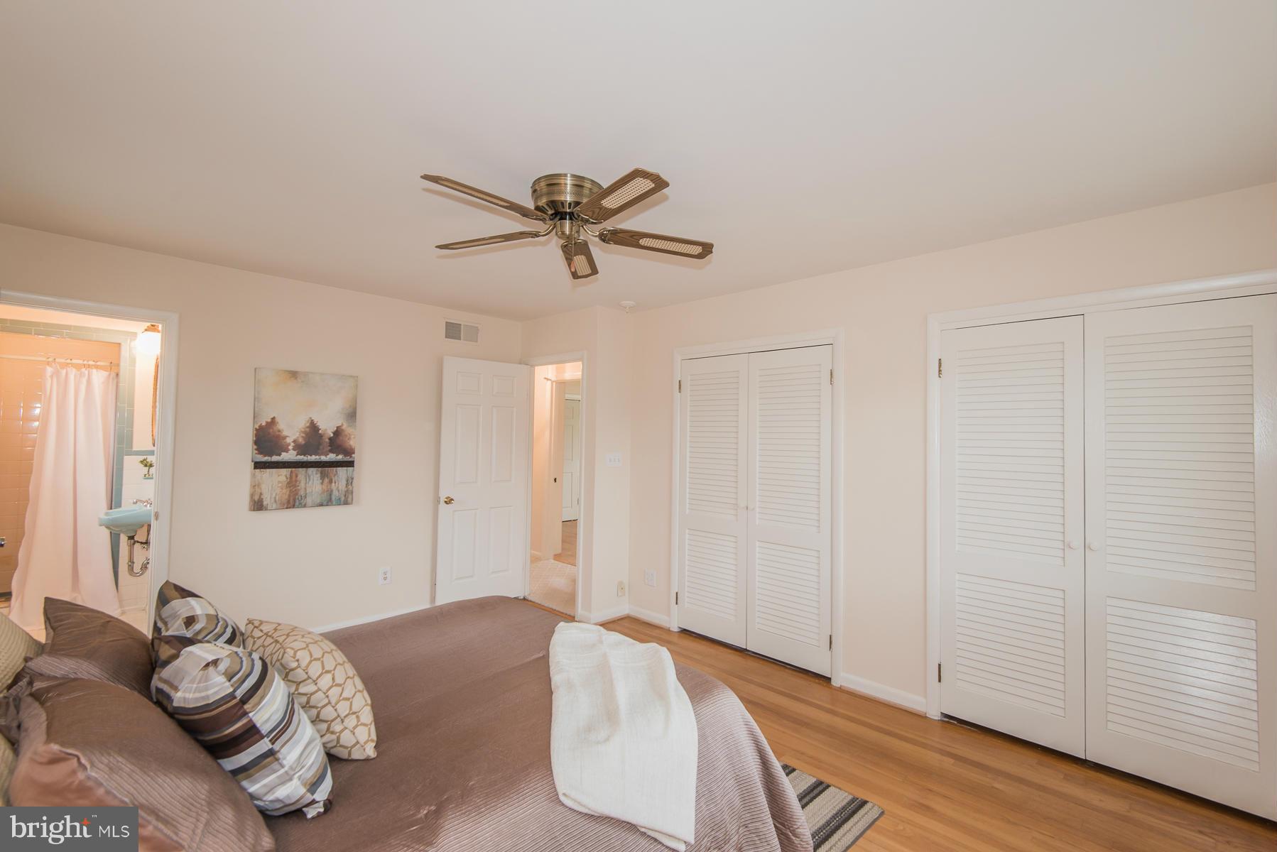 4830 Roundhill Road Ellicott City, MD 21043 - Photo 18 of 29 Bedroom (Master)