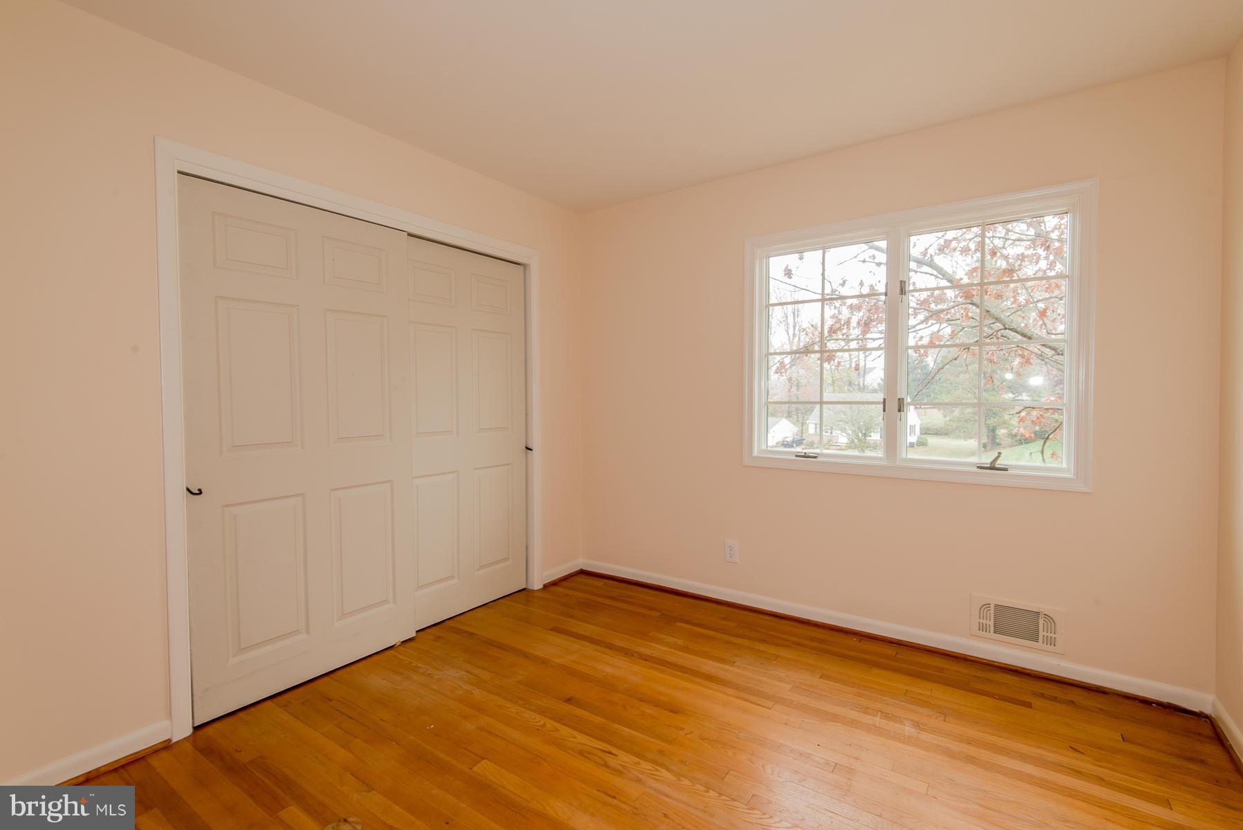 4830 Roundhill Road Ellicott City, MD 21043 - Photo 21 of 29 Bedroom
