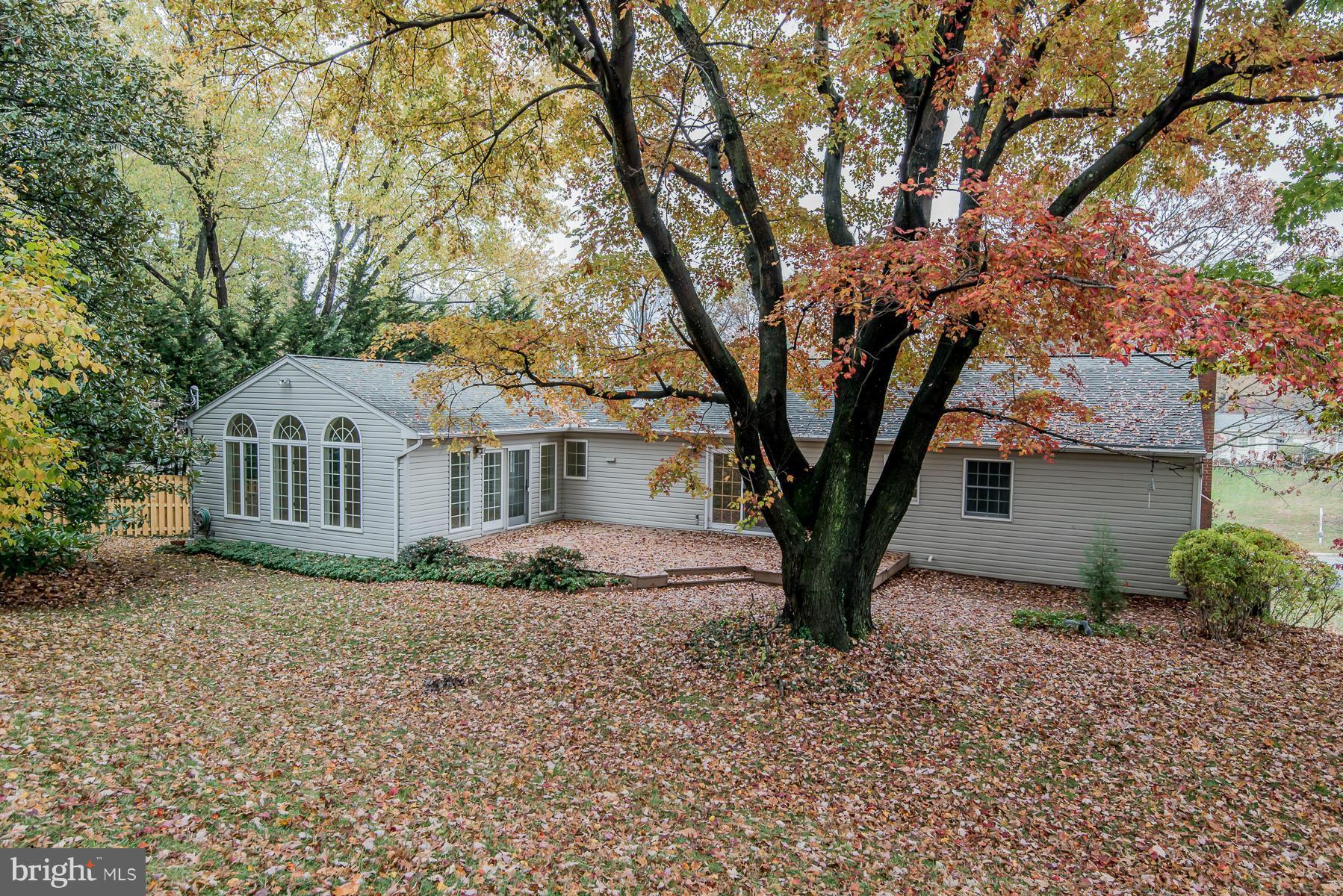 4830 Roundhill Road Ellicott City, MD 21043 - Photo 26 of 29 Exterior (Rear)