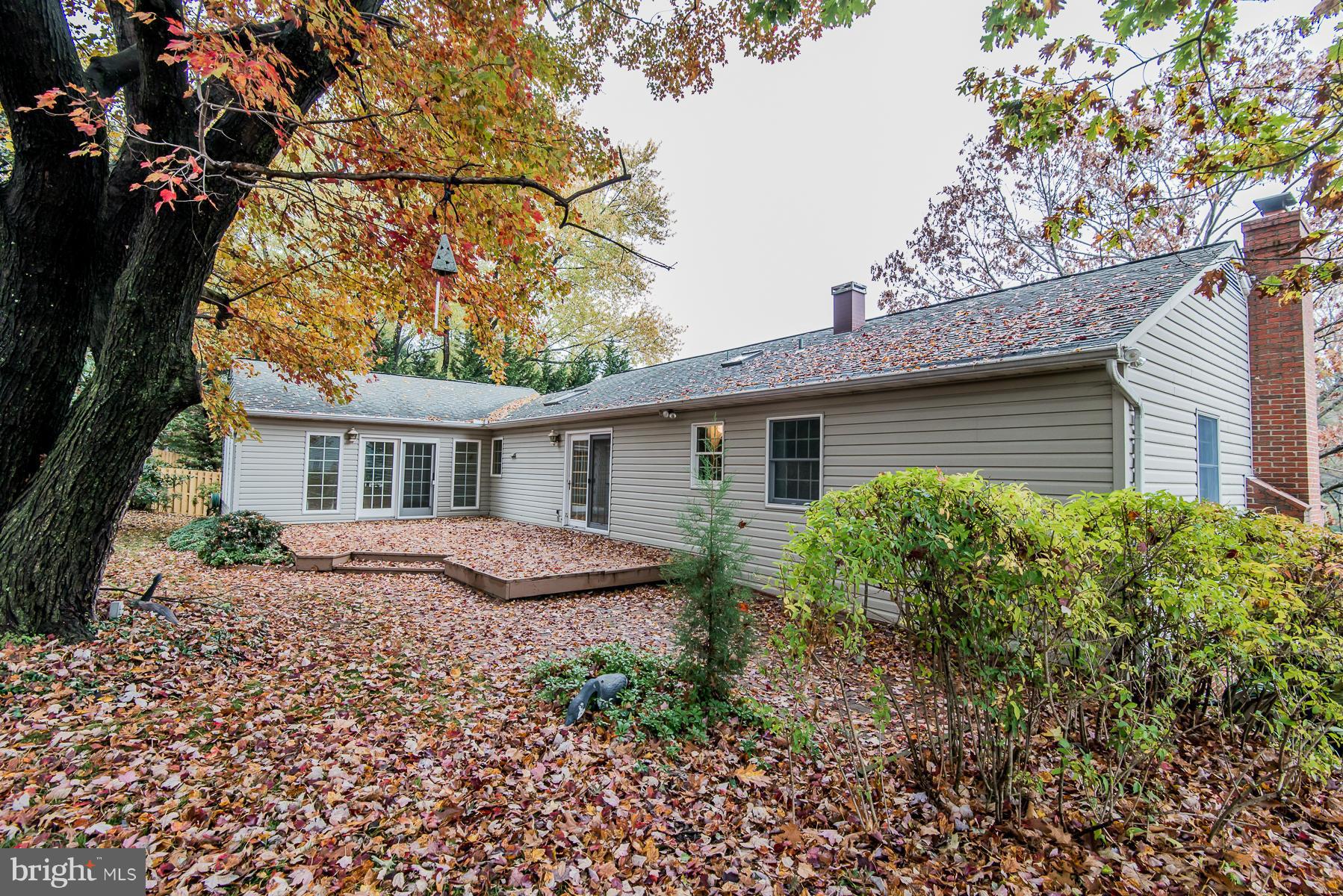 4830 Roundhill Road Ellicott City, MD 21043 - Photo 27 of 29 Exterior (Rear)
