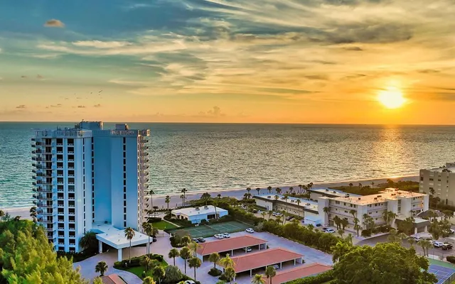 a view of lake with yard