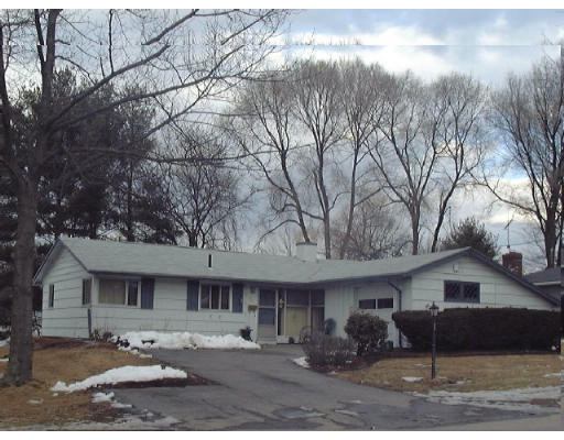 27 Lohnes Road Framingham, MA 01701 - Photo 1 of 1