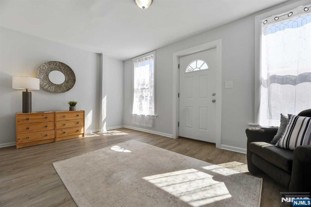 41 Mission Street, Unit THIRD Montclair, NJ 07042 - Photo 4 of 21 Gallery Image 4