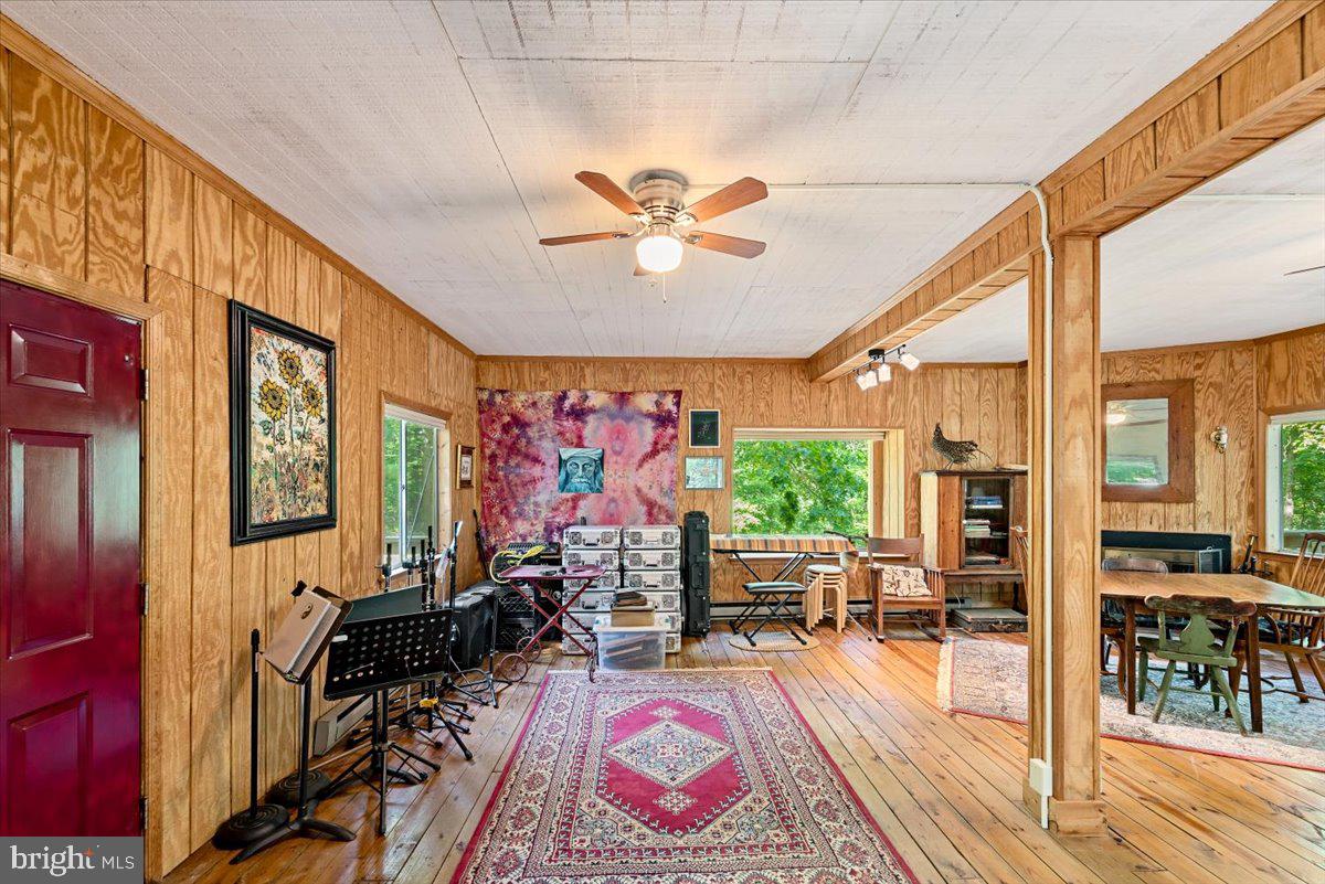 1661 Feltner Road Bluemont, VA 20135 - Photo 10 of 30 Gallery Image 10