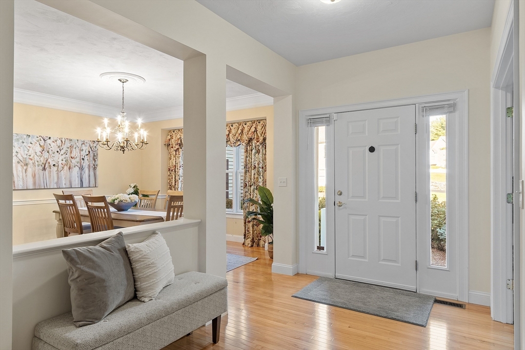 31 Sandstone Road, Unit 31 Westford, MA 01886 - Photo 4 of 42 Gallery Image 4