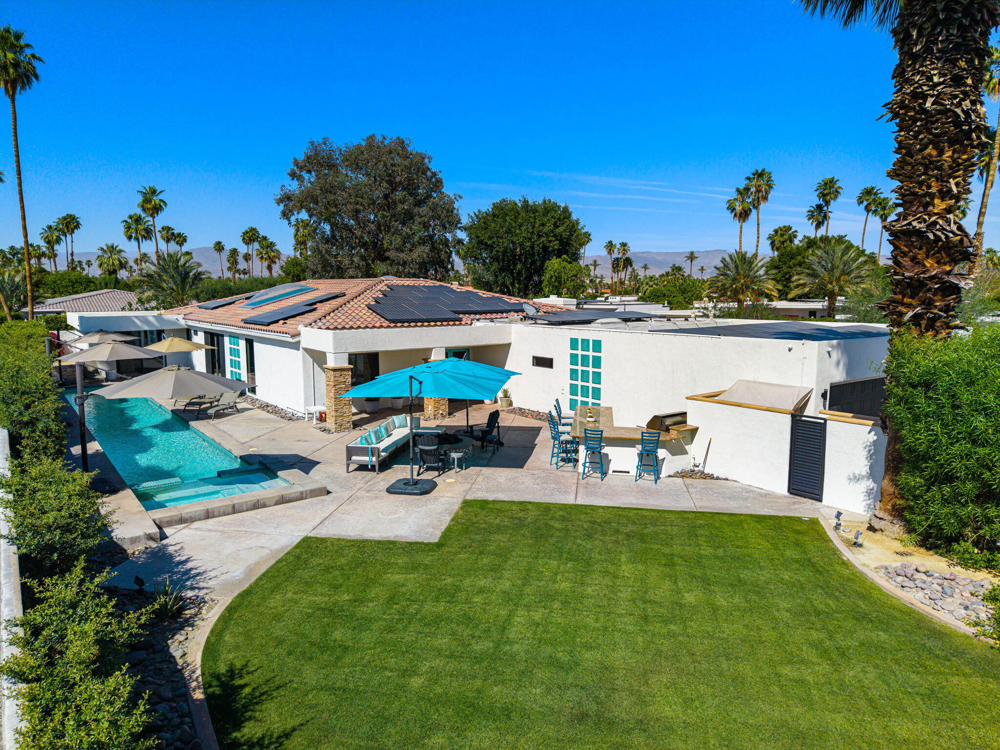 45855 Apache Road Indian Wells, CA 92210 - Photo 70 of 77 9-web-or-mls-TKApache_OPMG_0426_009