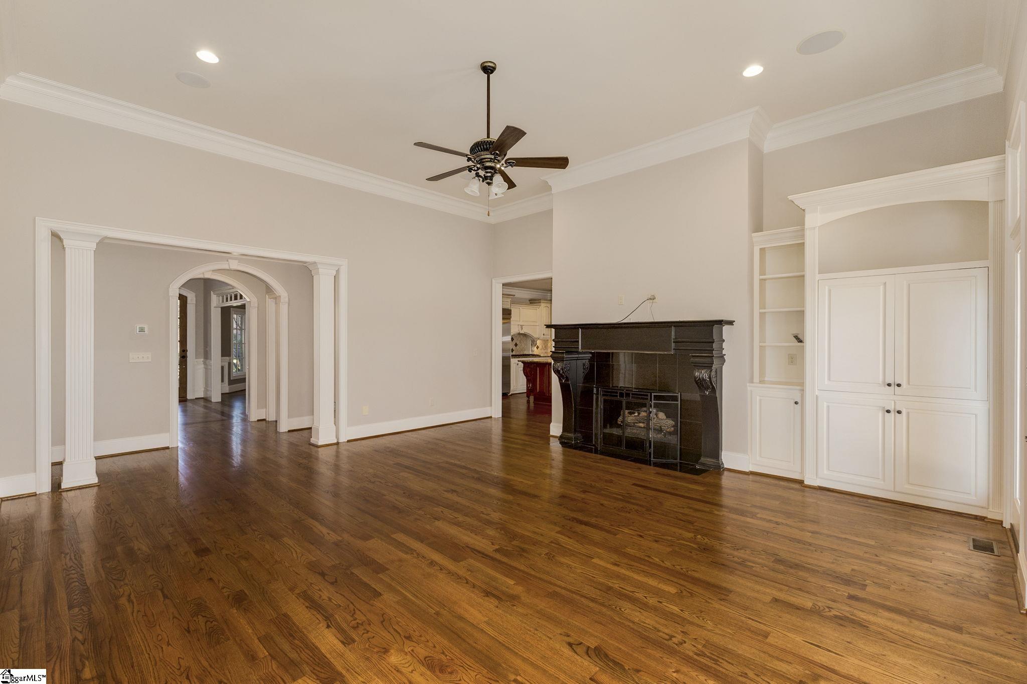 209 Riverstone Way Greer, SC 29651 - Photo 8 of 45 Gallery Image 8