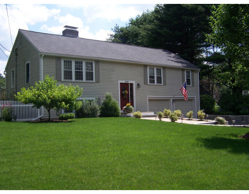 249 Taylor Road Stow, MA 01775 - Photo 6 of 22