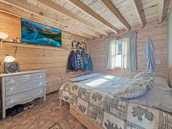 $369,000 | 706 Diamond Pond Road, Colebrook, NH 03576