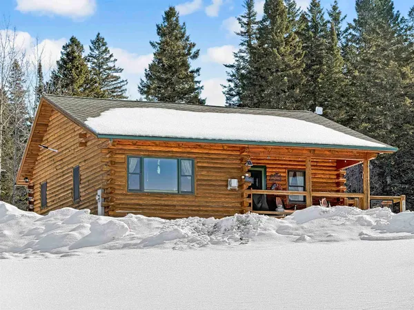$369,000 | 706 Diamond Pond Road, Colebrook, NH 03576
