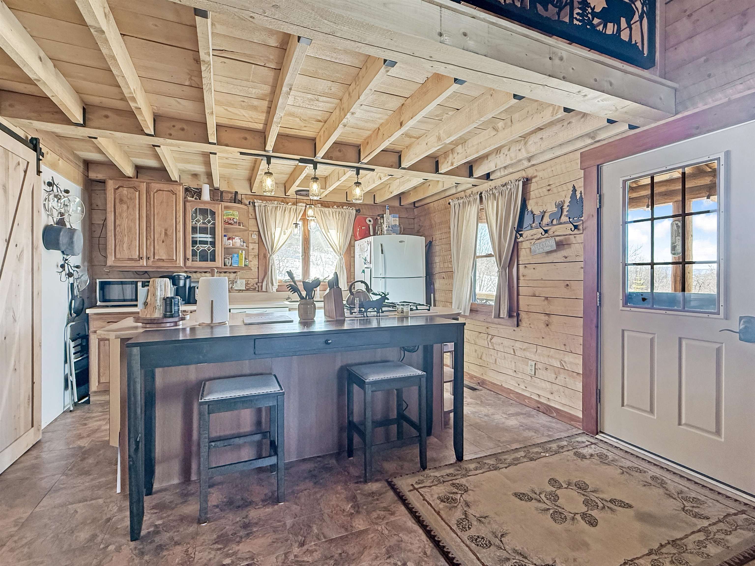 706 Diamond Pond Road Colebrook, NH 03576 - Photo 4 of 28