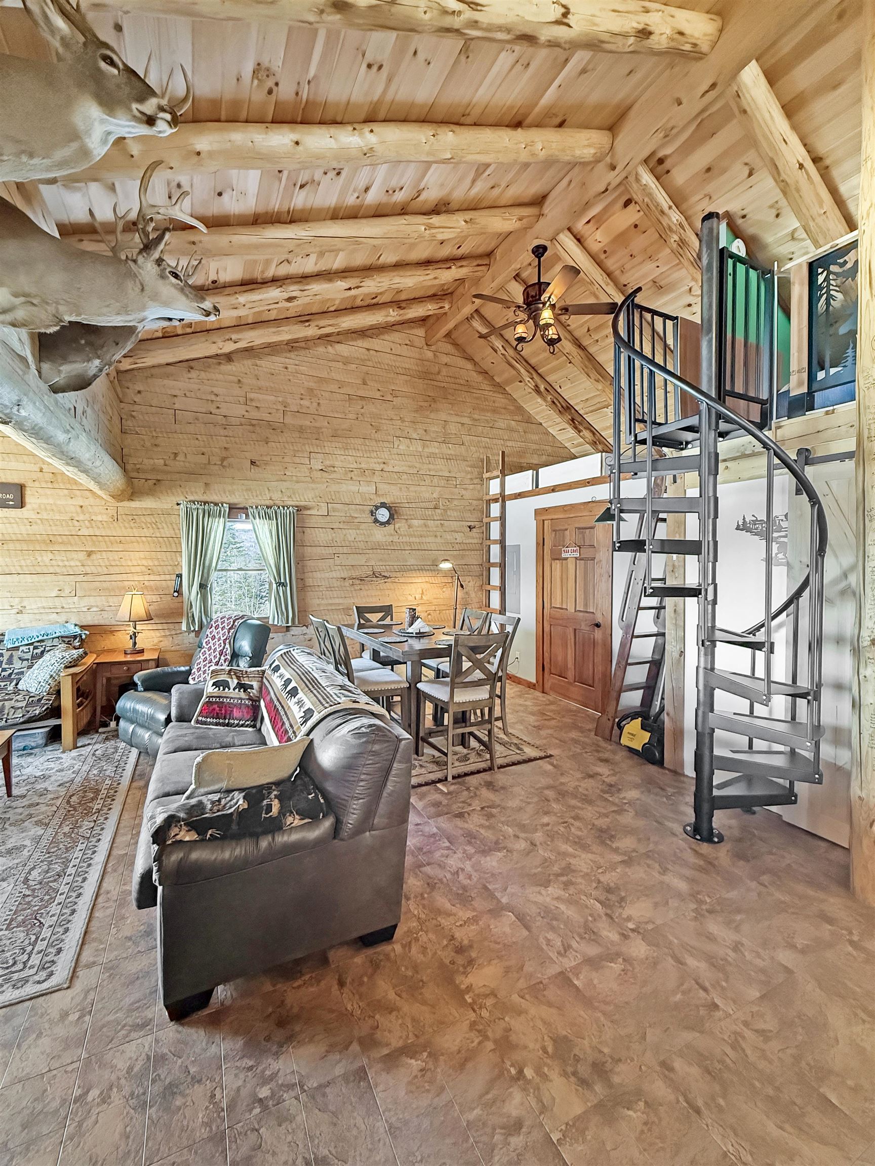 706 Diamond Pond Road Colebrook, NH 03576 - Photo 7 of 28