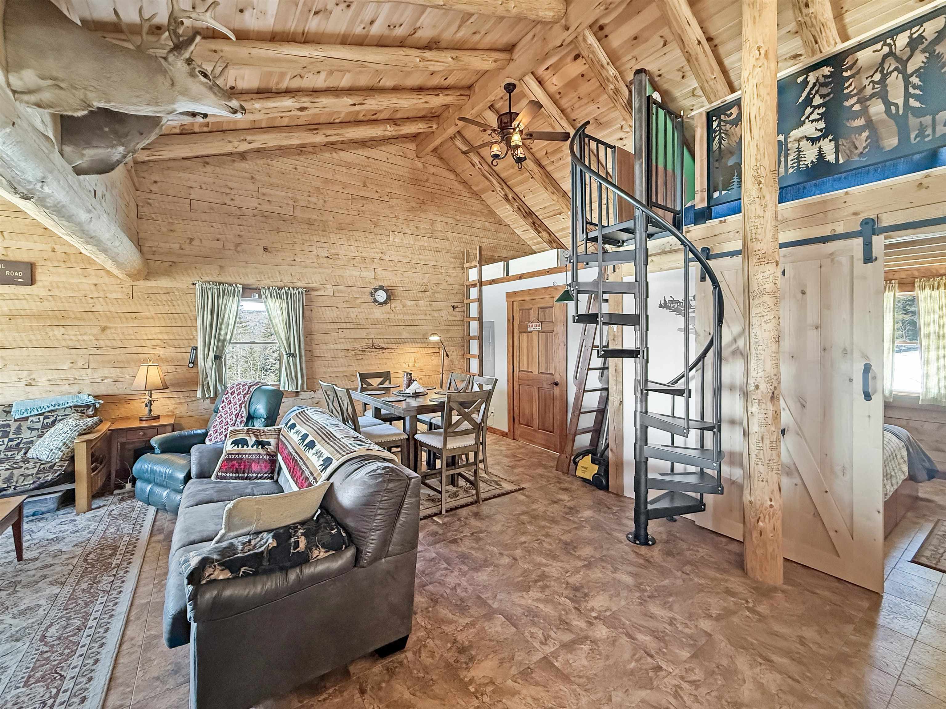 706 Diamond Pond Road Colebrook, NH 03576 - Photo 8 of 28